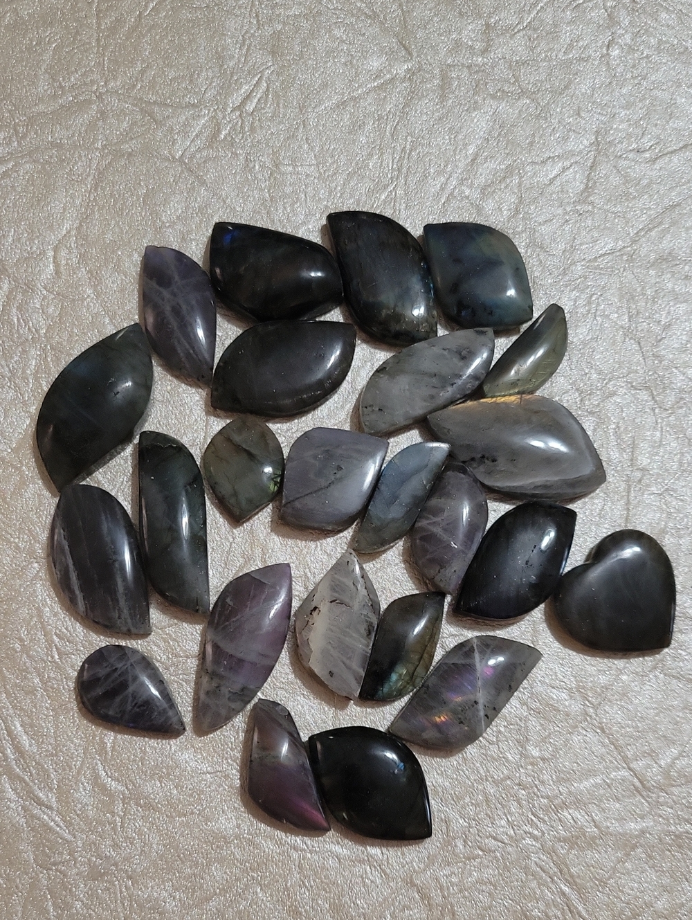 Assorted Labradorite Cabochon Mix - Polished Gemstones Crystals